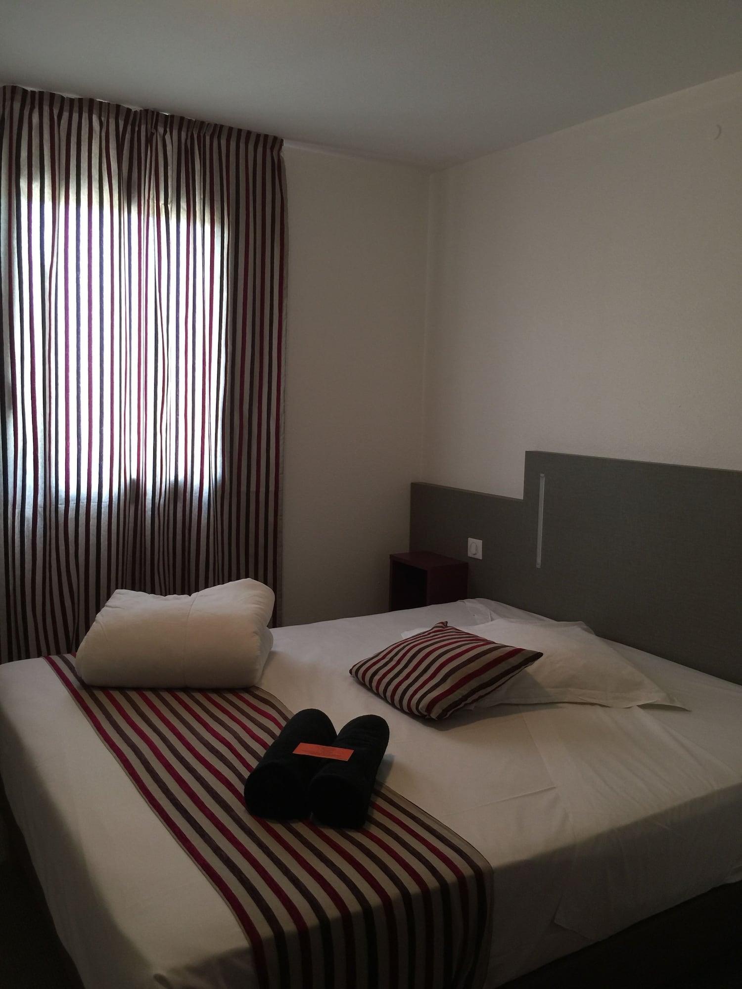 Kyriad Direct La Rochelle Aytré Екстериор снимка